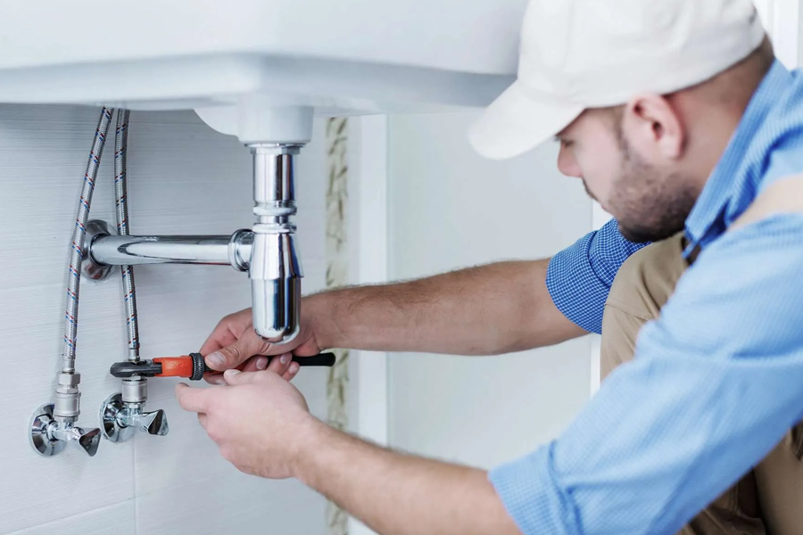choosing a plumber with confidence a practical playbook for homeowners