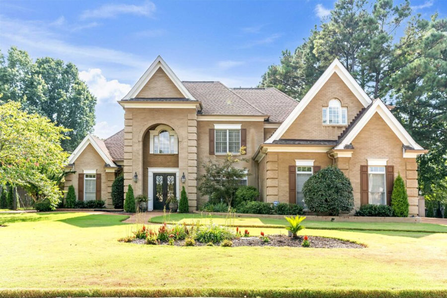 rethinking homes near transmission lines a practical playbook for buyers and owners