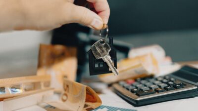 How Buy to Let Investors Use Short Term Loans to Expand Portfolios