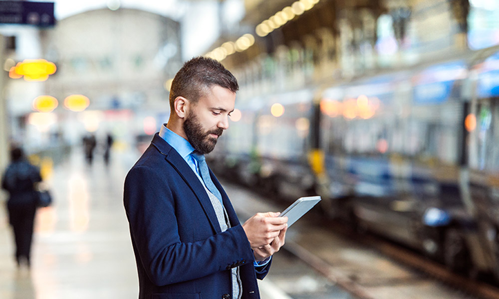 Improve Compliance Management Using the Best CLM Solutions Across Business Operations