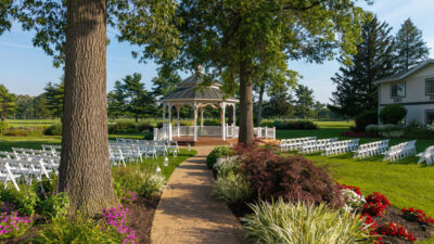 What to Look for Before Booking a Lake Wedding Venue in Indiana
