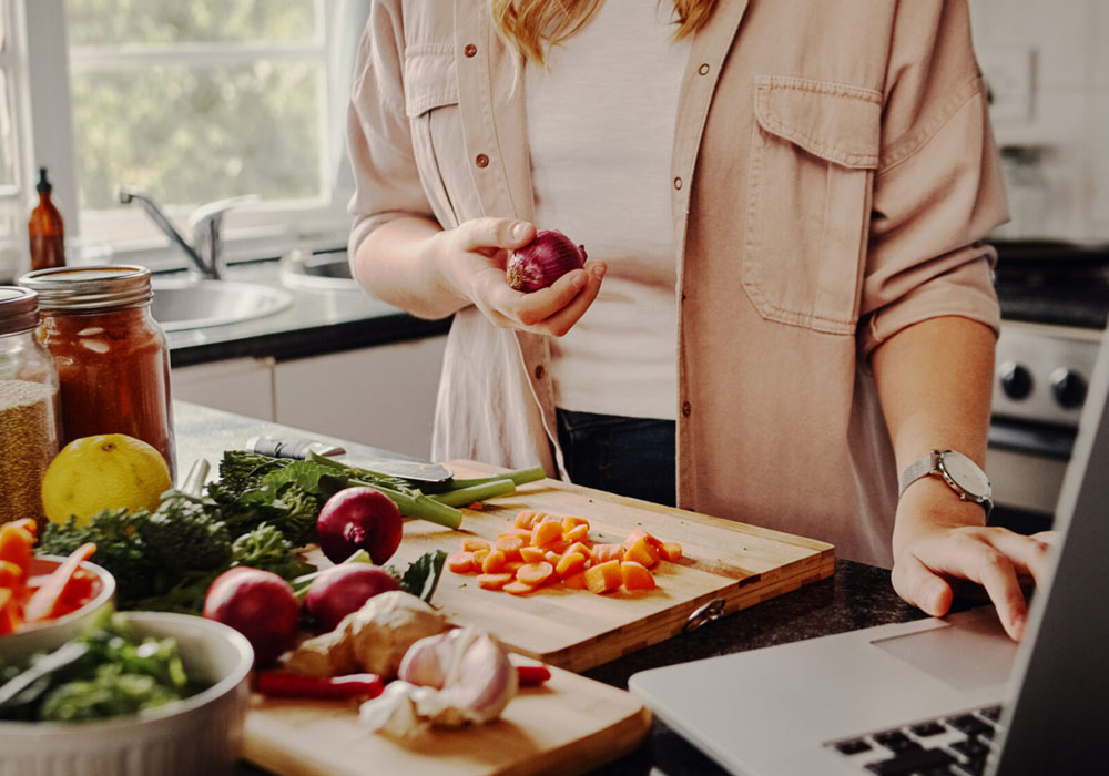 Why Personal Nutrition Coaches Need One Place for Client Tracking