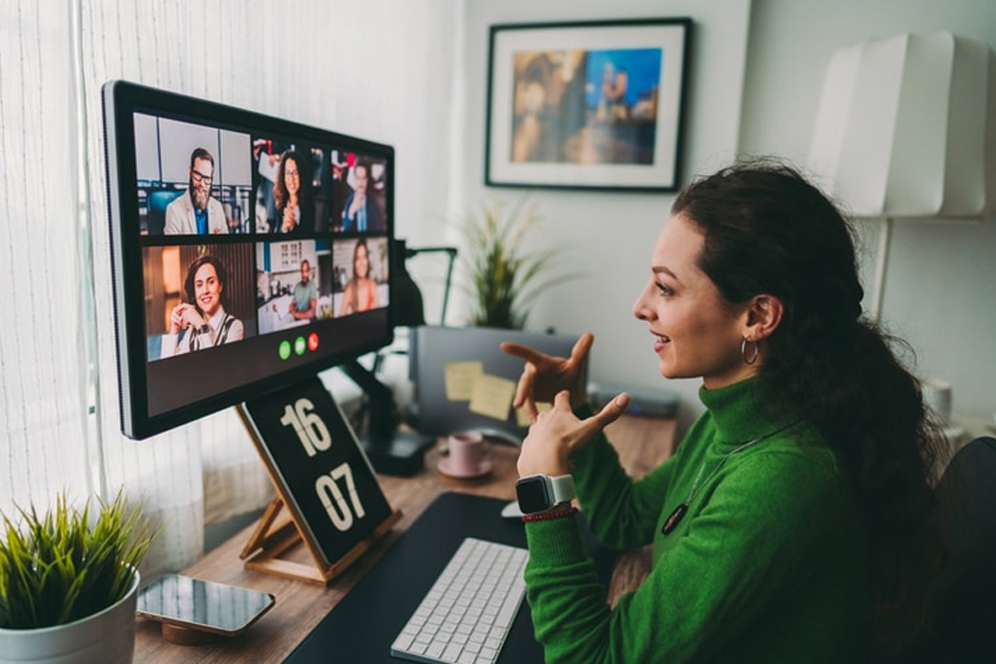 5 Ways to Keep Teams Connected Beyond the Grid