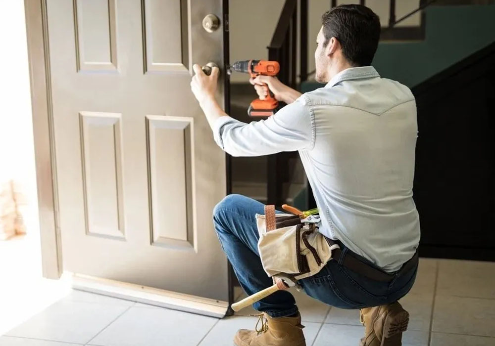 How Professional Handymen Handle Your Door Installation in Coon Rapids