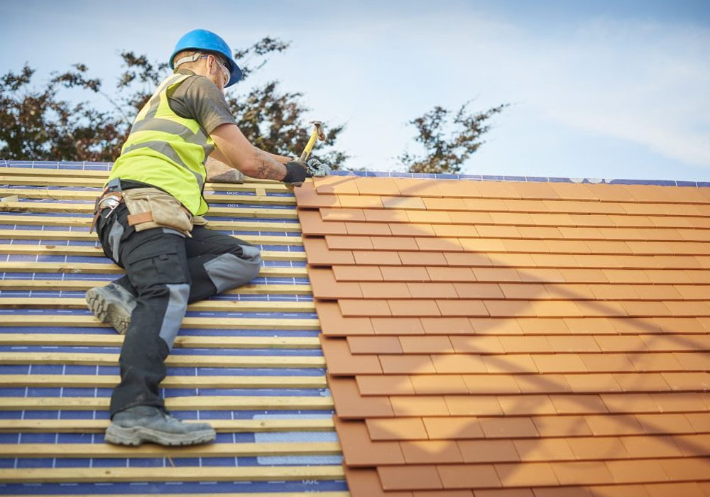 The Essential Steps in a Professional Roof Repair Process