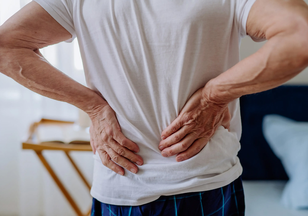 Understanding Causes of Back Pain and When To See a Doctor