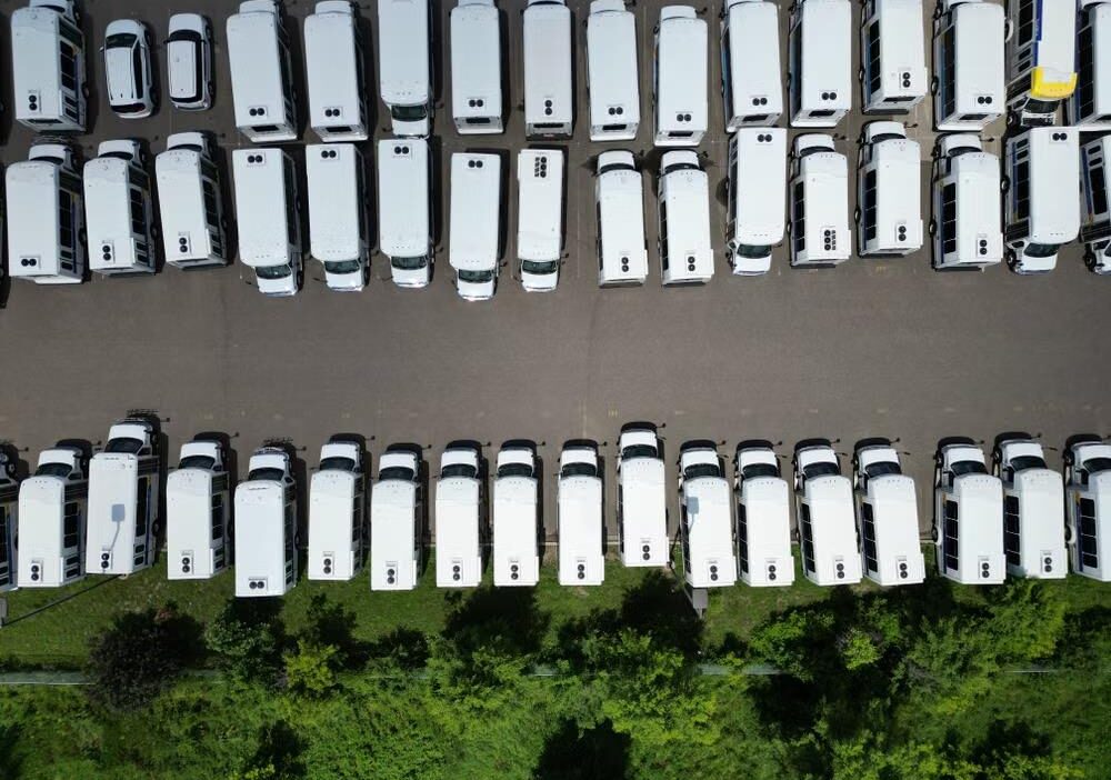 What Makes Commercial Vehicle Cases More Complex to Litigate