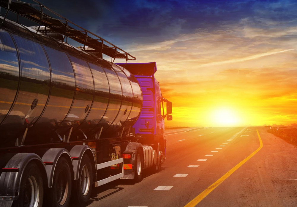 5 Critical Factors to Consider When Shipping Bulk Liquids