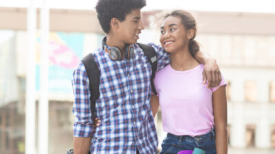 How Group Events Take the Pressure Off Modern Dating