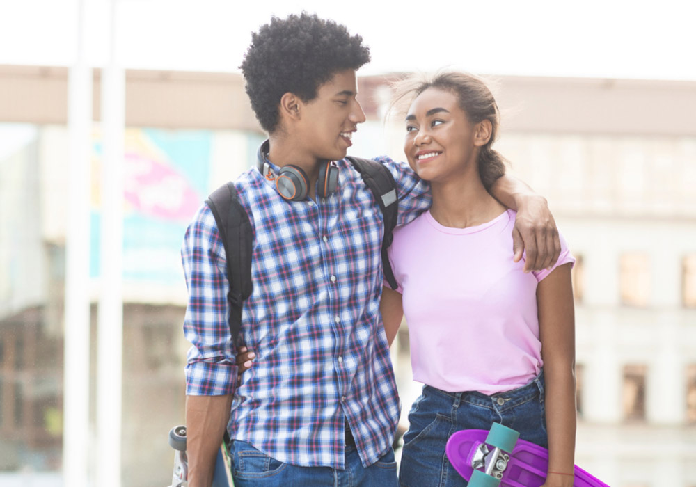 How Group Events Take the Pressure Off Modern Dating
