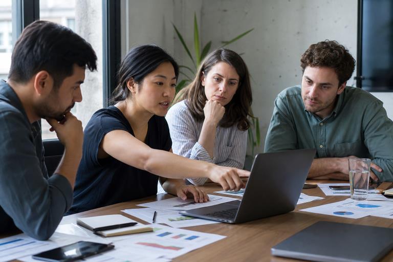 How To Turn Complex Ideas Into Clear Presentations