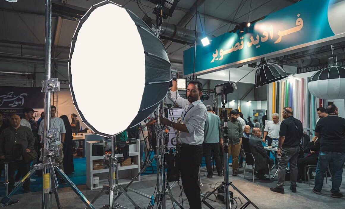 Scaling Your Trade Show Presence Without Scaling Your Costs