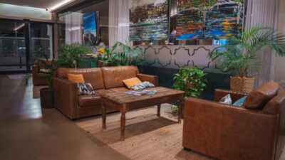 How Does a Modular Lounge Improve Living Room Flexibility
