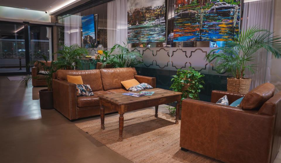 How Does a Modular Lounge Improve Living Room