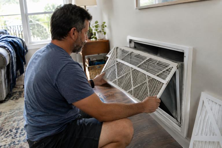How Small HVAC Habits Can Lower Cooling Bills and Improve Indoor Air Quality in Florida Homes