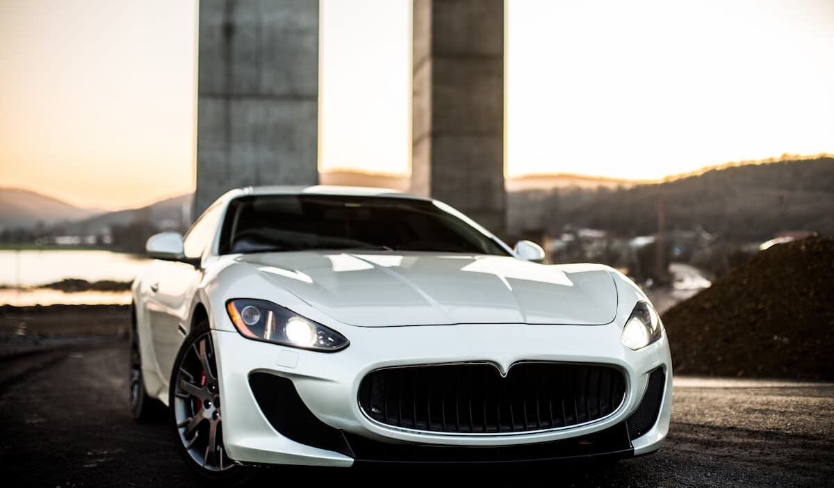 Why Supercar Rentals Are Becoming a Miami Vacation Experience