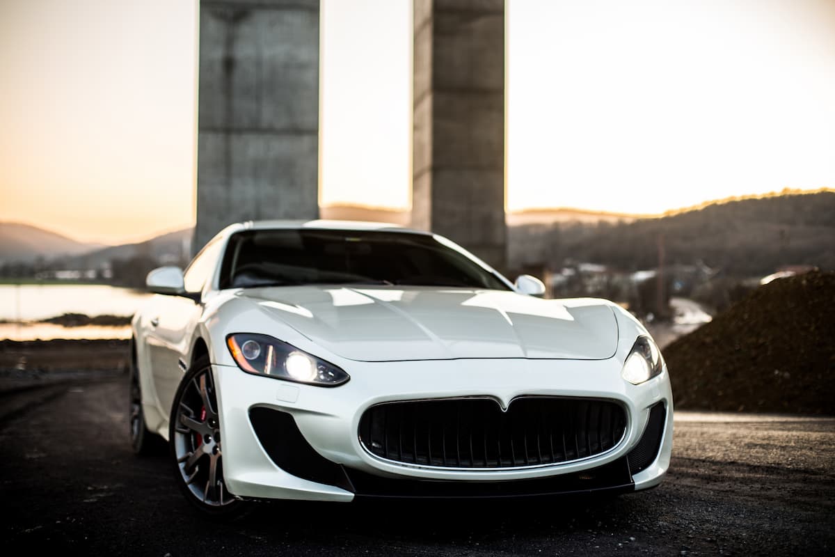 Why Supercar Rentals Are Becoming a Miami Vacation